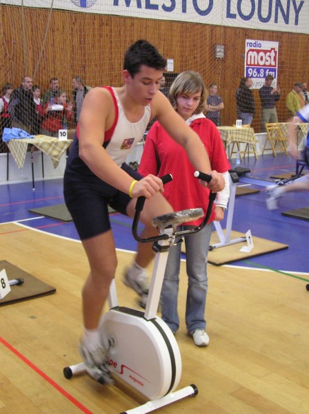 Veřejný halový triatlon Louny 2006
